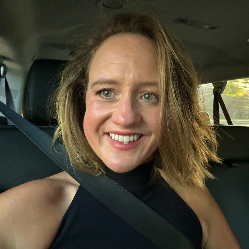 Meet your Posher, Jennifer